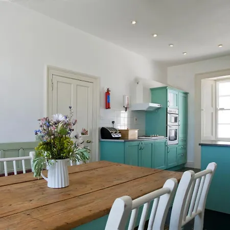 Galley Head Lightkeeper's Holiday home *